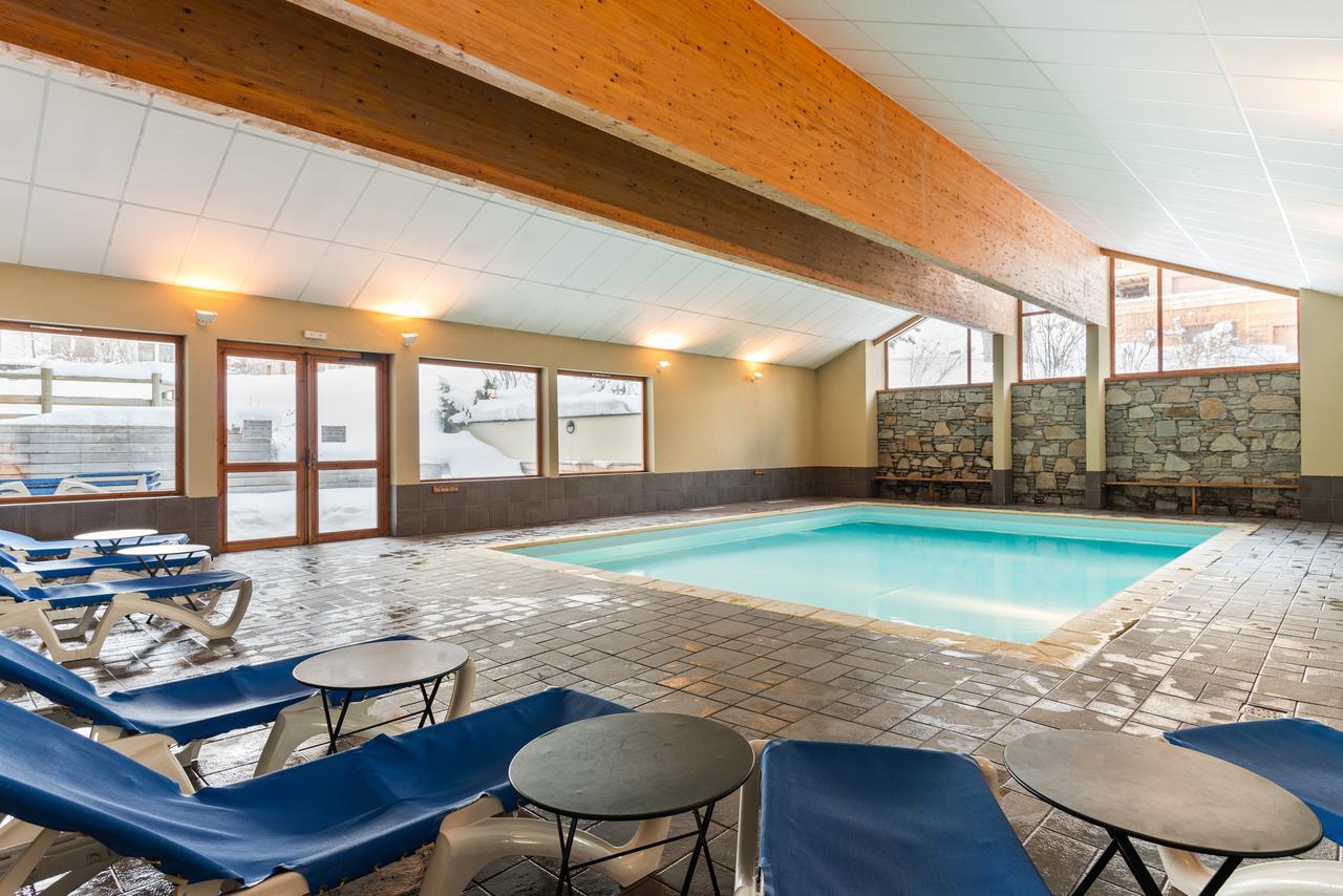 Travelski Home Select - Residence Les Chalets Du Galibier Valloire Bagian luar foto